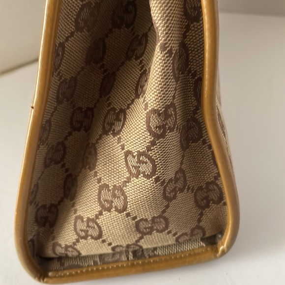 ❌🛑Price Drop ❌Authentic Gucci Jacquie GG Canvas Handbag. - Picture 8 of 16